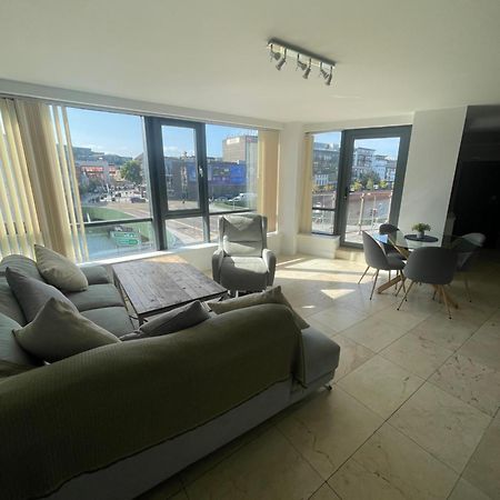 Fabulous And Sunny 2 Bed Apartment, In City Centre كورك المظهر الخارجي الصورة