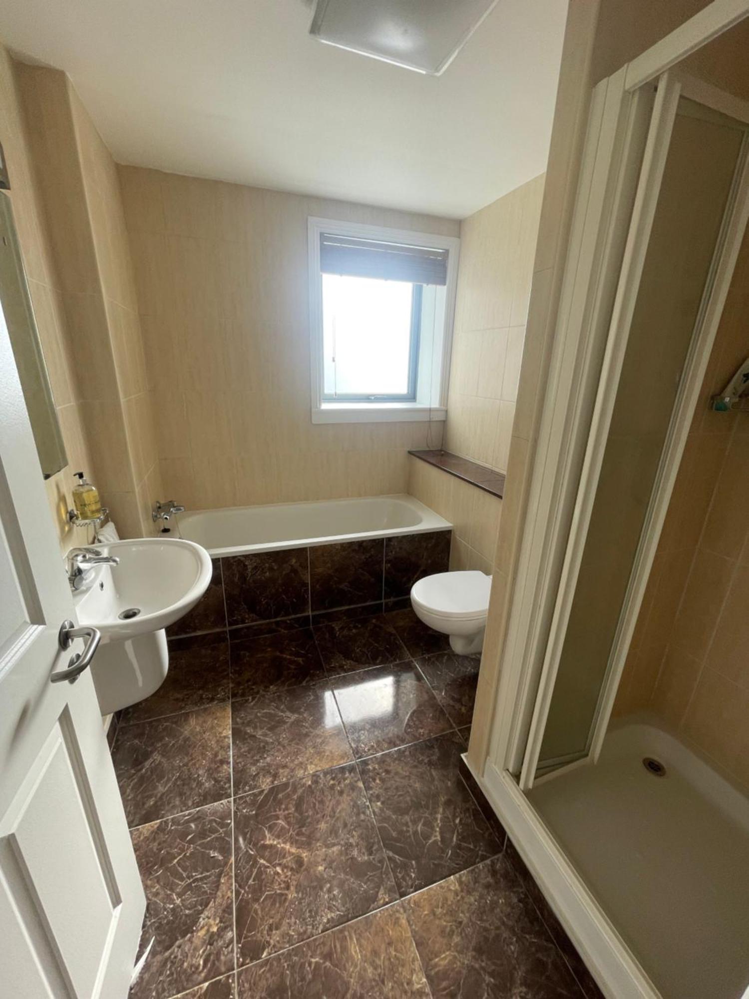 Fabulous And Sunny 2 Bed Apartment, In City Centre كورك المظهر الخارجي الصورة
